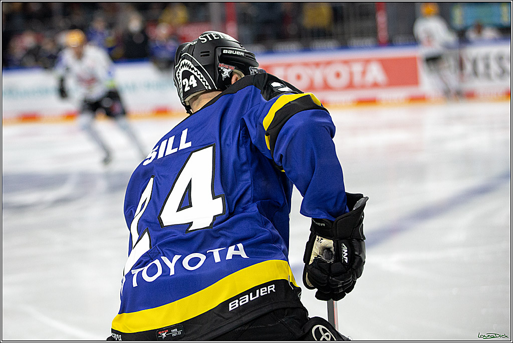 PENNY DEL; Koelner Haie- Fishtown Pinguins Bremerhaven; Koeln, 23.11.2021